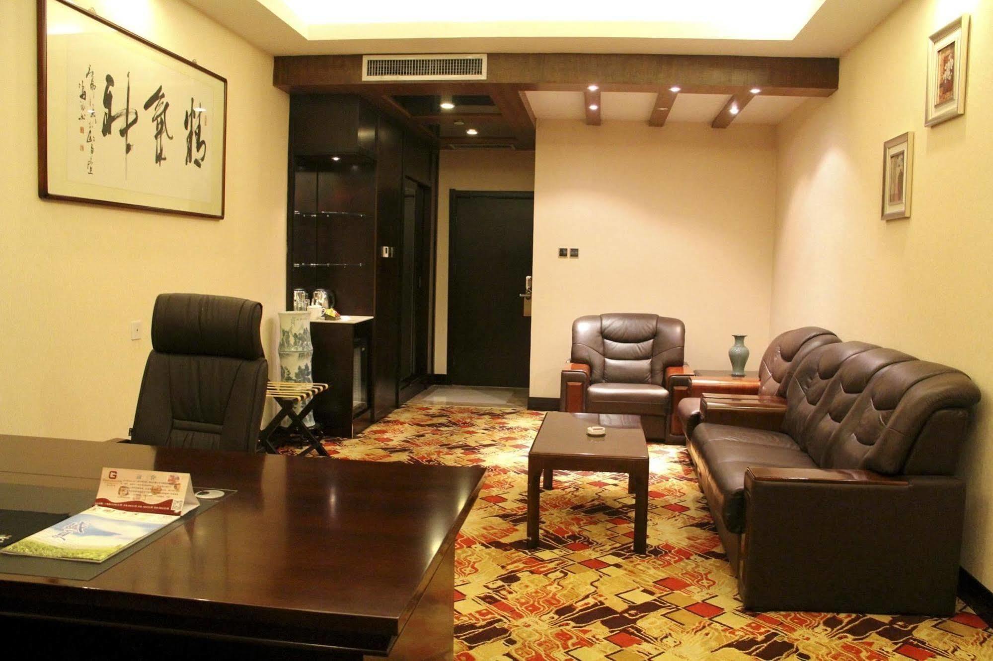 Jingzhou International Hotel Shijiazhuang Exteriör bild